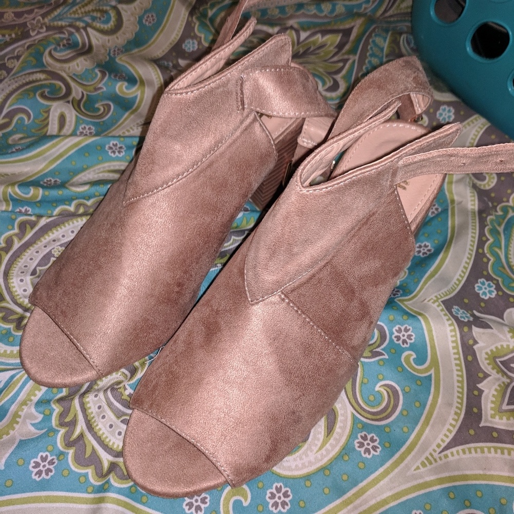 Nude heel sandals - Picture 2 of 2